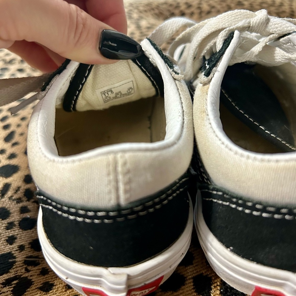 Kids black and white vans